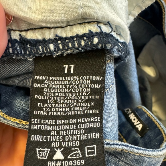 Fashion Nova Women Jeans Blue Cotton Blend High Rise Distressed Regular Denim 11 - Picture 6 of 8